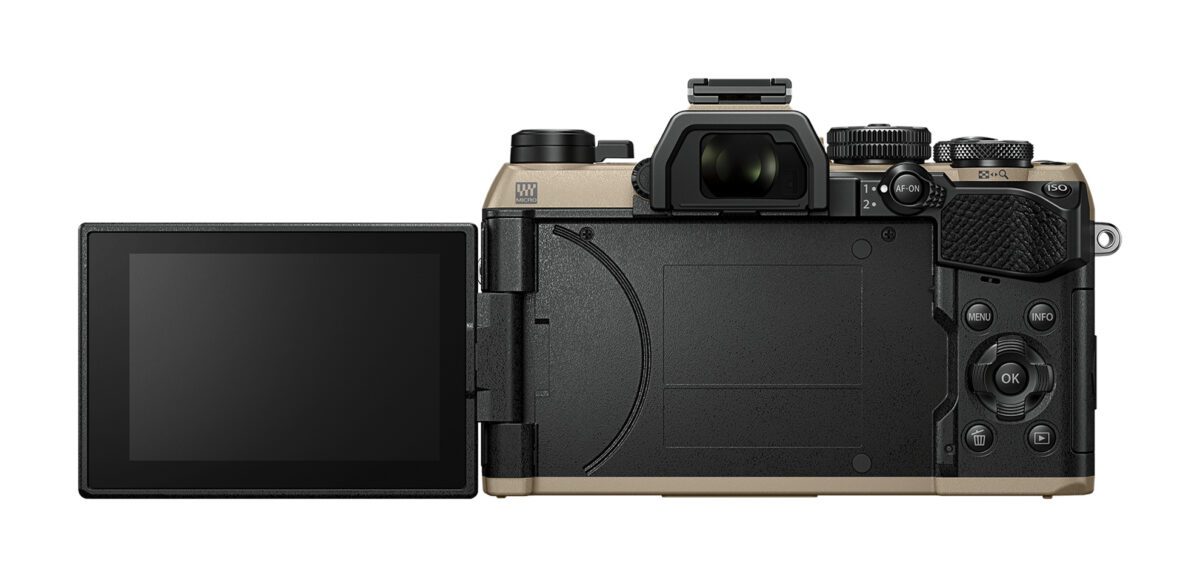 Olympus OM-5 II body sand beige, BLS-50 Battery, Eyecup, USB Connection Cable, Shoulder Strap - Image 5