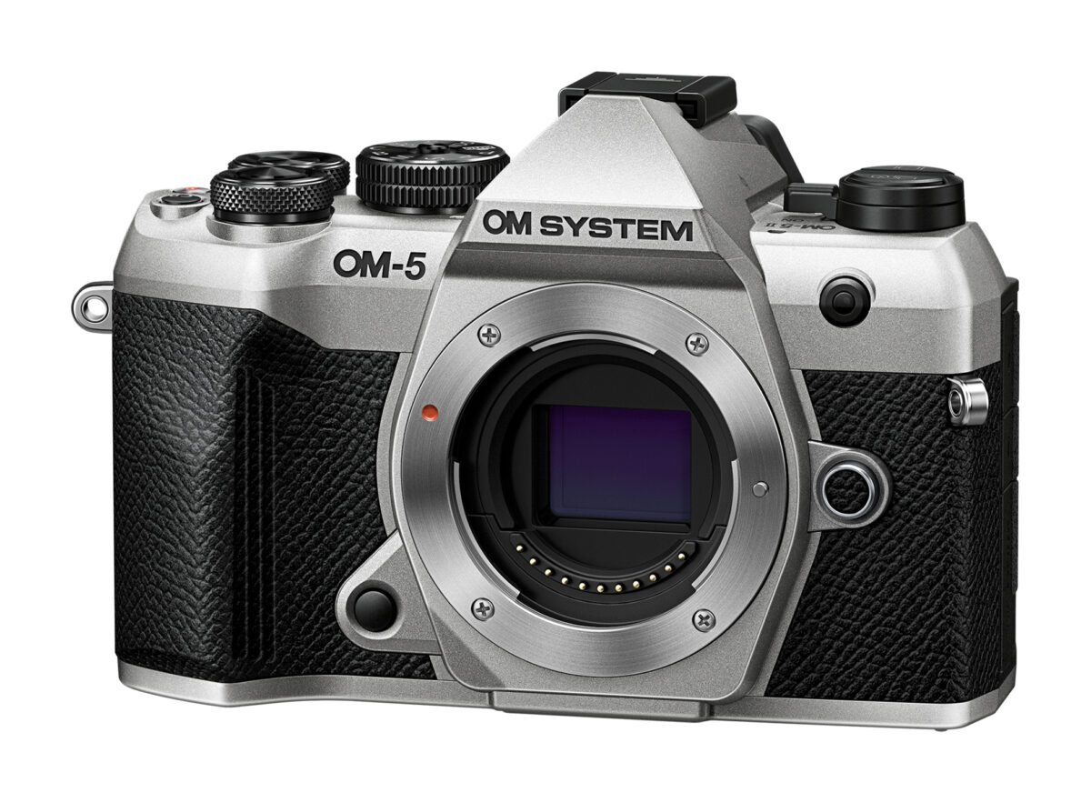 Olympus OM-5 II body silver, BLS-50 Battery, Eyecup, USB Connection Cable, Shoulder Strap - Image 3