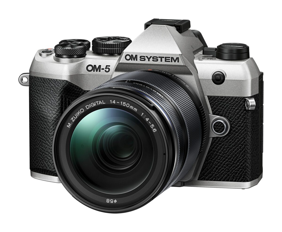 Olympus OM-5 II 1415-2 Kit silver, OM-5 II body silver M.Zuiko Digital 14-150mm F4-5.6 II lens black - Image 3