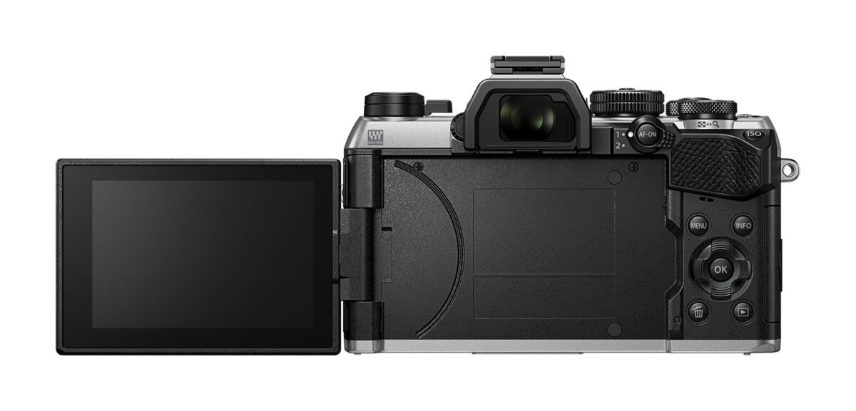Olympus OM-5 II body silver, BLS-50 Battery, Eyecup, USB Connection Cable, Shoulder Strap - Image 5
