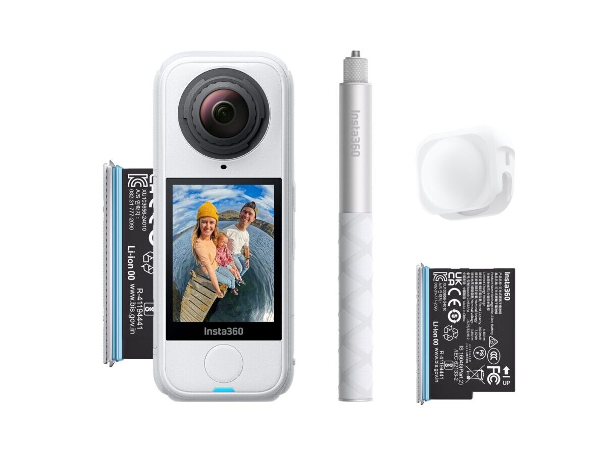 Insta360 X4 Air Starter Bundle White - Lightweight 8K 360 AI Act Cam Selfie stick,2xbattery,lens cap