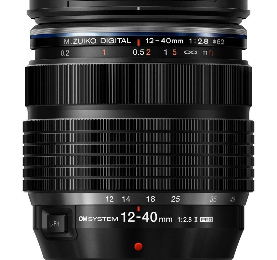 Olympus M.Zuiko Digital ED 12-40mm F2.8 PRO II incl. Lens hood & Wrapping cloth