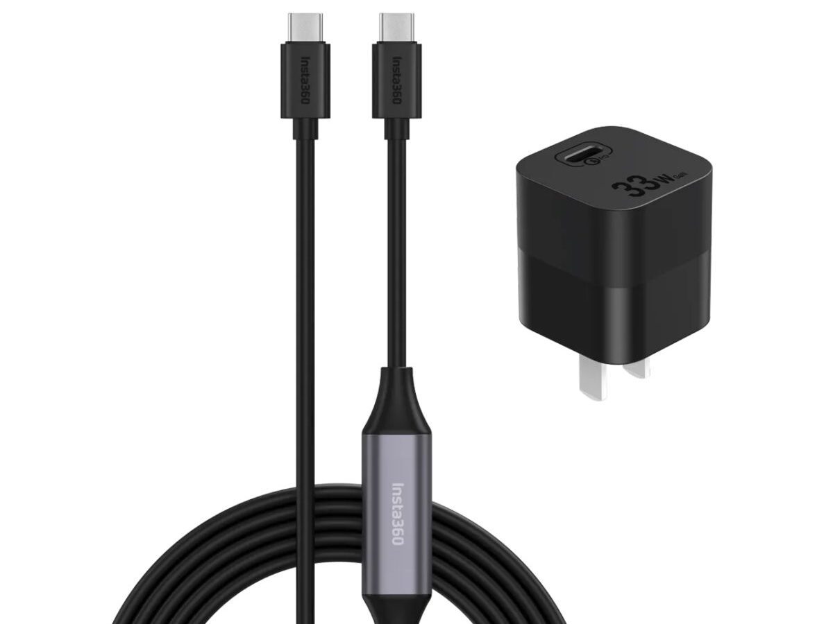 Alternative view of Insta360 Wave Y-Cable and Power Adapter
