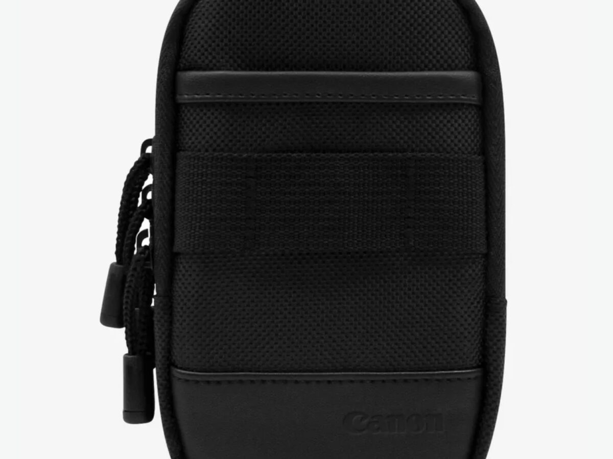 Alternative view of Canon DCC-2400 Travel Camera Case